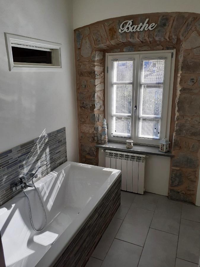 Villa Cascate Bagnone Eksteriør billede